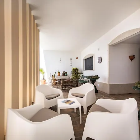 La Glycine Holiday home *